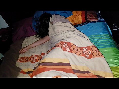❤️ Anak tiri memarahi ibu tirinya yang masih muda saat dia tidur. ️ Sex di id.vegasservice.ru